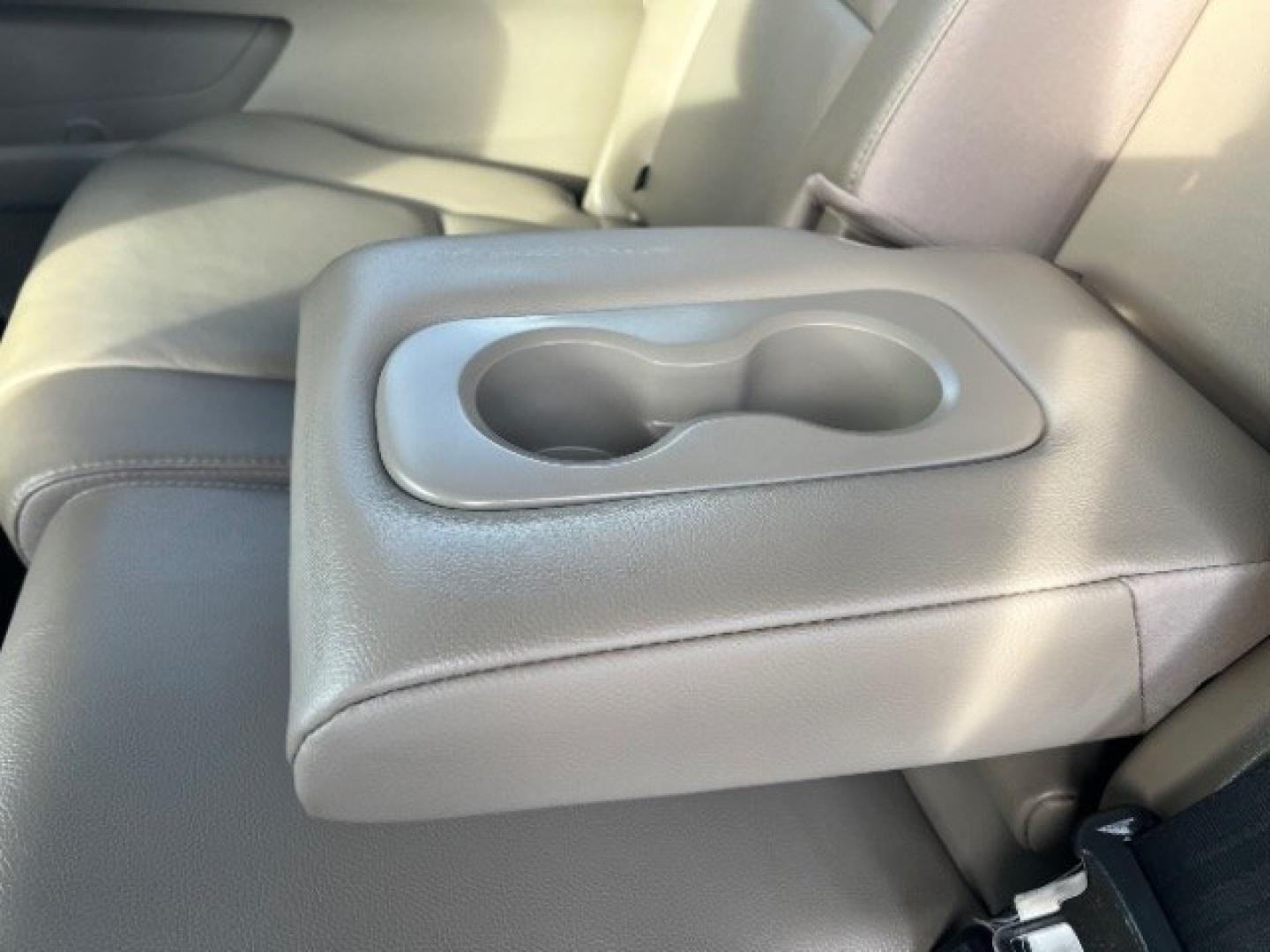 2016 White Diamond Pearl /Beige Honda Pilot Touring (5FNYF5H93GB) with an 3.5L V-6 gasoline direct injection engine, Automatic transmission, located at 1865 East Red Hills Pkwy, St. George, 84770, (435) 628-0023, 37.120850, -113.543640 - We specialize in helping ALL people get the best financing available. No matter your credit score, good, bad or none we can get you an amazing rate. Had a bankruptcy, divorce, or repossessions? We give you the green light to get your credit back on the road. Low down and affordable payments that fit- Photo#21