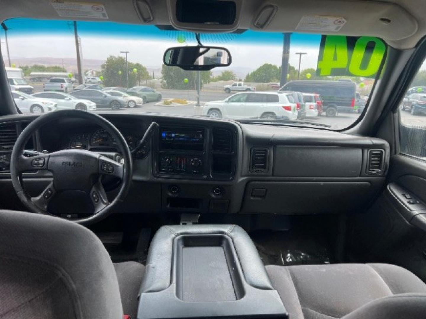 2004 Marine Blue Metallic /Pewter GMC Sierra 2500HD SLE (1GTHK23U04F) with an Vortec 6L V-8 regular unleaded engine, Automatic transmission, located at 940 North Main Street, Cedar City, UT, 84720, (435) 628-0023, 37.692936, -113.061897- Photo#22