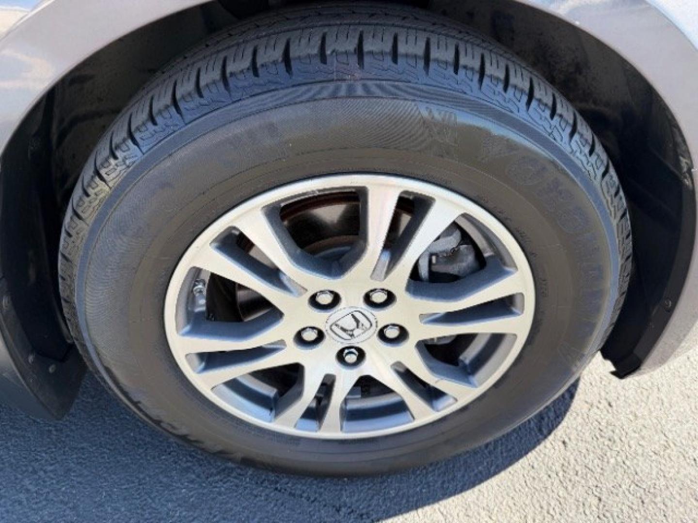 2013 Smoky Topaz Metallic /Truffle Honda Odyssey EX-L (5FNRL5H65DB) with an 3.5L V-6 i-VTEC variable valve control engine, Automatic transmission, located at 1865 East Red Hills Pkwy, St. George, 84770, (435) 628-0023, 37.120850, -113.543640 - Versatile Southern Utah travel starts with this 2013 Honda Odyssey EX-L. Its 3.5L V6 engine, automatic transmission, and front-wheel drive make it a smart fit for school runs, road trips, and family errands. With 152993 miles, this Odyssey is ready for its next adventure. The EX-L adds leather seat- Photo#8