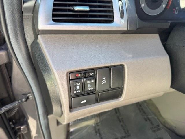 2013 Smoky Topaz Metallic /Truffle Honda Odyssey EX-L (5FNRL5H65DB) with an 3.5L V-6 i-VTEC variable valve control engine, Automatic transmission, located at 1865 East Red Hills Pkwy, St. George, 84770, (435) 628-0023, 37.120850, -113.543640 - This 2013 Honda Odyssey EX-L sits in St. George at $12,000. The odometer reads 152,993. Listed sales price includes $300 doc fee. 4 REASONS TO BUY FROM 4 SEASONS ~~CERTIFIED PREOWNED - This vehicle has gone through a 50 point inspection and road test. We fixed everything that was broken or worn o- Photo#14