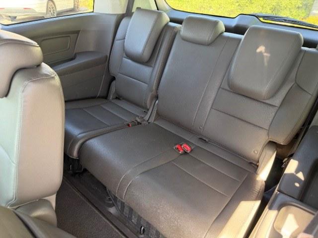 2013 Smoky Topaz Metallic /Truffle Honda Odyssey EX-L (5FNRL5H65DB) with an 3.5L V-6 i-VTEC variable valve control engine, Automatic transmission, located at 1865 East Red Hills Pkwy, St. George, 84770, (435) 628-0023, 37.120850, -113.543640 - This 2013 Honda Odyssey EX-L sits in St. George at $12,000. The odometer reads 152,993. Listed sales price includes $300 doc fee. 4 REASONS TO BUY FROM 4 SEASONS ~~CERTIFIED PREOWNED - This vehicle has gone through a 50 point inspection and road test. We fixed everything that was broken or worn o- Photo#22
