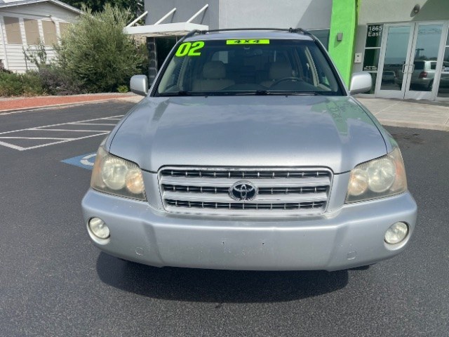 2002 Millennium Silver Metallic /Ivory Toyota Highlander V6 | Limited V6 (JTEHF21A520) with an 3L V-6 DOHC engine, Automatic transmission, located at 1865 East Red Hills Pkwy, St. George, 84770, (435) 628-0023, 37.120850, -113.543640 - We specialize in helping ALL people get the best financing available. No matter your credit score, good, bad or none we can get you an amazing rate. Had a bankruptcy, divorce, or repossessions? We give you the green light to get your credit back on the road. Low down and affordable payments that fit- Photo#1