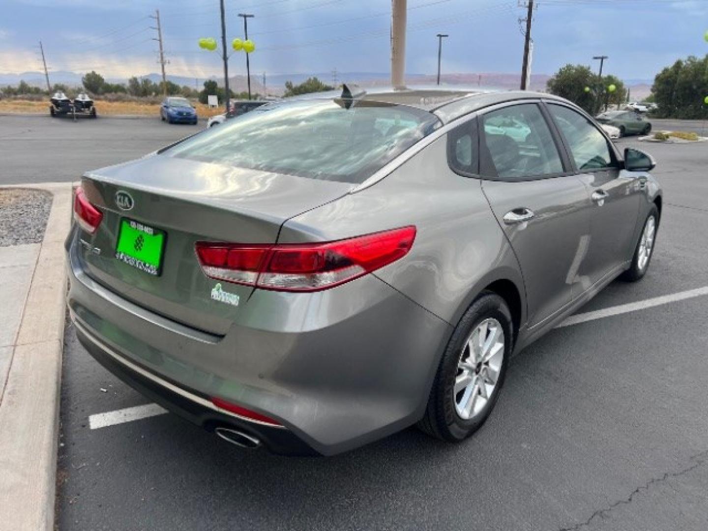 2018 Titanium Silver /Beige Kia Optima LX (5XXGT4L31JG) with an Theta II 2.4L I-4 gasoline direct injection engine, Automatic transmission, located at 1865 East Red Hills Pkwy, St. George, 84770, (435) 628-0023, 37.120850, -113.543640 - We specialize in helping ALL people get the best financing available. No matter your credit score, good, bad or none we can get you an amazing rate. Had a bankruptcy, divorce, or repossessions? We give you the green light to get your credit back on the road. Low down and affordable payments that fit- Photo#6