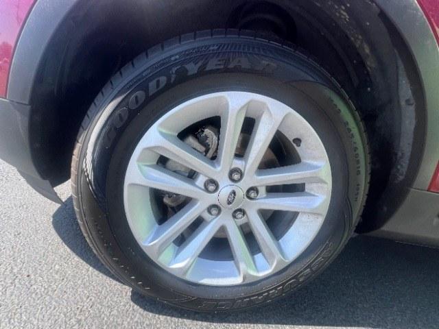 2016 Red /Beige Ford Explorer Base 4WD (1FM5K8B81GG) , Automatic transmission, located at 940 North Main Street, Cedar City, UT, 84720, (435) 628-0023, 37.692936, -113.061897 - We specialize in helping ALL people get the best financing available. No matter your credit score, good, bad or none we can get you an amazing rate. Had a bankruptcy, divorce, or repossessions? We give you the green light to get your credit back on the road. Low down and affordable payments that fit- Photo#11