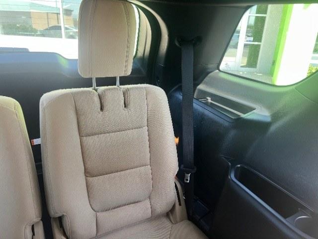 2016 Red /Beige Ford Explorer Base 4WD (1FM5K8B81GG) , Automatic transmission, located at 940 North Main Street, Cedar City, UT, 84720, (435) 628-0023, 37.692936, -113.061897 - We specialize in helping ALL people get the best financing available. No matter your credit score, good, bad or none we can get you an amazing rate. Had a bankruptcy, divorce, or repossessions? We give you the green light to get your credit back on the road. Low down and affordable payments that fit- Photo#25