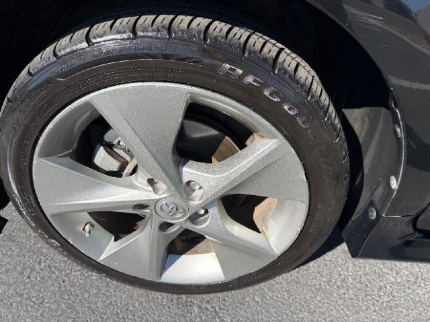 2014 Toyota Camry SE (4T1BF1FK5EU) with an 2.5L I-4 DOHC engine, located at 1865 East Red Hills Pkwy, St. George, 84770, (435) 628-0023, 37.120850, -113.543640 - We specialize in helping ALL people get the best financing available. No matter your credit score, good, bad or none we can get you an amazing rate. Had a bankruptcy, divorce, or repossessions? We give you the green light to get your credit back on the road. Low down and affordable payments that fit- Photo#13