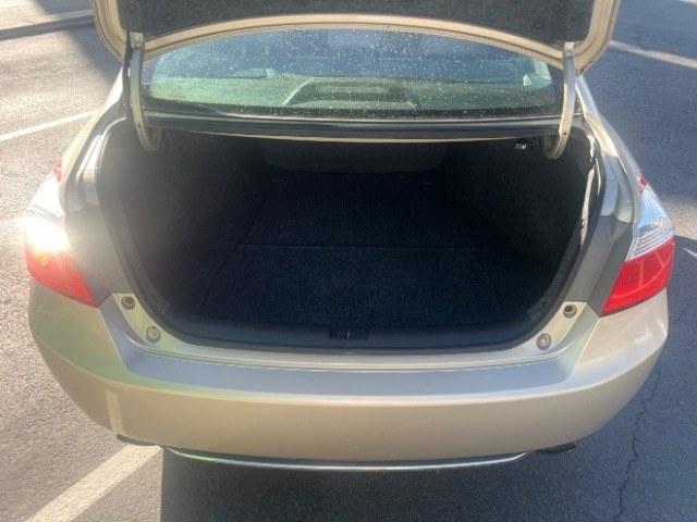 2015 Champagne Frost Pearl /Black Honda Accord Sport (1HGCR2F53FA) with an 2.4L I-4 gasoline direct injection engine, Automatic transmission, located at 1865 East Red Hills Pkwy, St. George, 84770, (435) 628-0023, 37.120850, -113.543640 - We specialize in helping ALL people get the best financing available. No matter your credit score, good, bad or none we can get you an amazing rate. Had a bankruptcy, divorce, or repossessions? We give you the green light to get your credit back on the road. Low down and affordable payments that fit- Photo#24