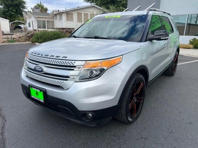 2015 Ingot Silver Metallic /Charcoal Black, leather Ford Explorer XLT FWD (1FM5K7D86FG) with an 3.5L V6 DOHC 24V engine, 6-Speed Automatic transmission, located at 1865 East Red Hills Pkwy, St. George, 84770, (435) 628-0023, 37.120850, -113.543640 - Versatile Southern Utah travel starts with this 2015 Ford Explorer XLT FWD. Its 3.5L V6, 6-speed automatic, and front-wheel drive make it a smart fit for school runs, family trips, and road adventures. With 132,787 miles, this Explorer is ready for its next adventure. The XLT adds charcoal black le- Photo#2