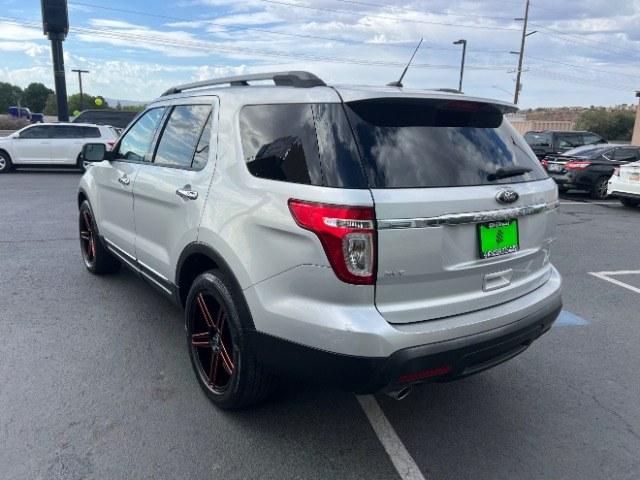 2015 Ingot Silver Metallic /Charcoal Black, leather Ford Explorer XLT FWD (1FM5K7D86FG) with an 3.5L V6 DOHC 24V engine, 6-Speed Automatic transmission, located at 1865 East Red Hills Pkwy, St. George, 84770, (435) 628-0023, 37.120850, -113.543640 - Versatile Southern Utah travel starts with this 2015 Ford Explorer XLT FWD. Its 3.5L V6, 6-speed automatic, and front-wheel drive make it a smart fit for school runs, family trips, and road adventures. With 132,787 miles, this Explorer is ready for its next adventure. The XLT adds charcoal black le- Photo#4