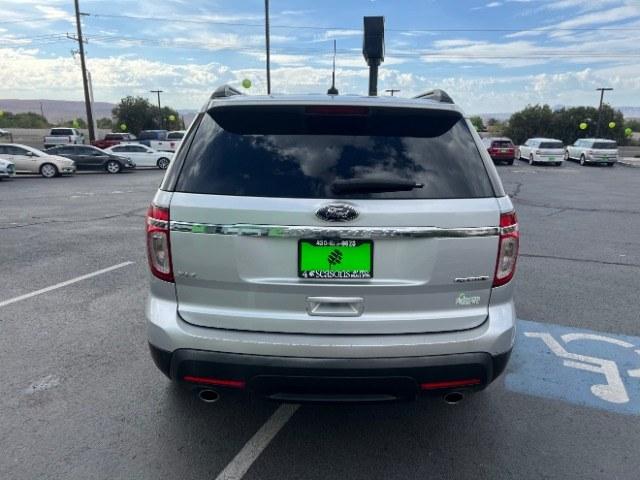 2015 Ingot Silver Metallic /Charcoal Black, leather Ford Explorer XLT FWD (1FM5K7D86FG) with an 3.5L V6 DOHC 24V engine, 6-Speed Automatic transmission, located at 1865 East Red Hills Pkwy, St. George, 84770, (435) 628-0023, 37.120850, -113.543640 - Versatile Southern Utah travel starts with this 2015 Ford Explorer XLT FWD. Its 3.5L V6, 6-speed automatic, and front-wheel drive make it a smart fit for school runs, family trips, and road adventures. With 132,787 miles, this Explorer is ready for its next adventure. The XLT adds charcoal black le- Photo#5