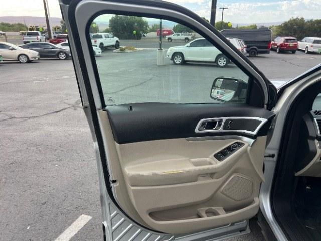 2015 Ingot Silver Metallic /Charcoal Black, leather Ford Explorer XLT FWD (1FM5K7D86FG) with an 3.5L V6 DOHC 24V engine, 6-Speed Automatic transmission, located at 1865 East Red Hills Pkwy, St. George, 84770, (435) 628-0023, 37.120850, -113.543640 - Versatile Southern Utah travel starts with this 2015 Ford Explorer XLT FWD. Its 3.5L V6, 6-speed automatic, and front-wheel drive make it a smart fit for school runs, family trips, and road adventures. With 132,787 miles, this Explorer is ready for its next adventure. The XLT adds charcoal black le- Photo#12