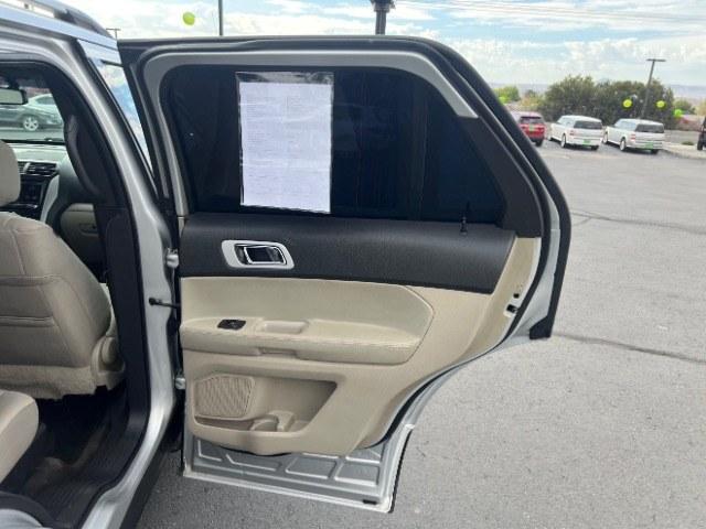 2015 Ingot Silver Metallic /Charcoal Black, leather Ford Explorer XLT FWD (1FM5K7D86FG) with an 3.5L V6 DOHC 24V engine, 6-Speed Automatic transmission, located at 1865 East Red Hills Pkwy, St. George, 84770, (435) 628-0023, 37.120850, -113.543640 - Versatile Southern Utah travel starts with this 2015 Ford Explorer XLT FWD. Its 3.5L V6, 6-speed automatic, and front-wheel drive make it a smart fit for school runs, family trips, and road adventures. With 132,787 miles, this Explorer is ready for its next adventure. The XLT adds charcoal black le- Photo#27