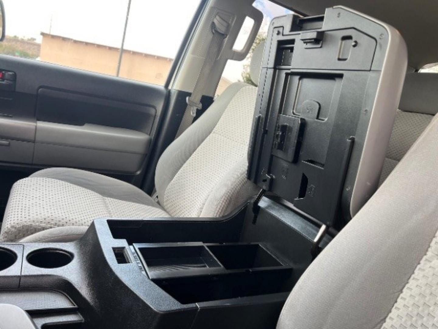 2011 Super White /Graphite Toyota Tundra 5.7l v8 SR5 (5TFDW5F18BX) with an I-FORCE 5.7L V-8 DOHC engine, Automatic transmission, located at 1865 East Red Hills Pkwy, St. George, 84770, (435) 628-0023, 37.120850, -113.543640 - We specialize in helping ALL people get the best financing available. No matter your credit score, good, bad or none we can get you an amazing rate. Had a bankruptcy, divorce, or repossessions? We give you the green light to get your credit back on the road. Low down and affordable payments that fit- Photo#19