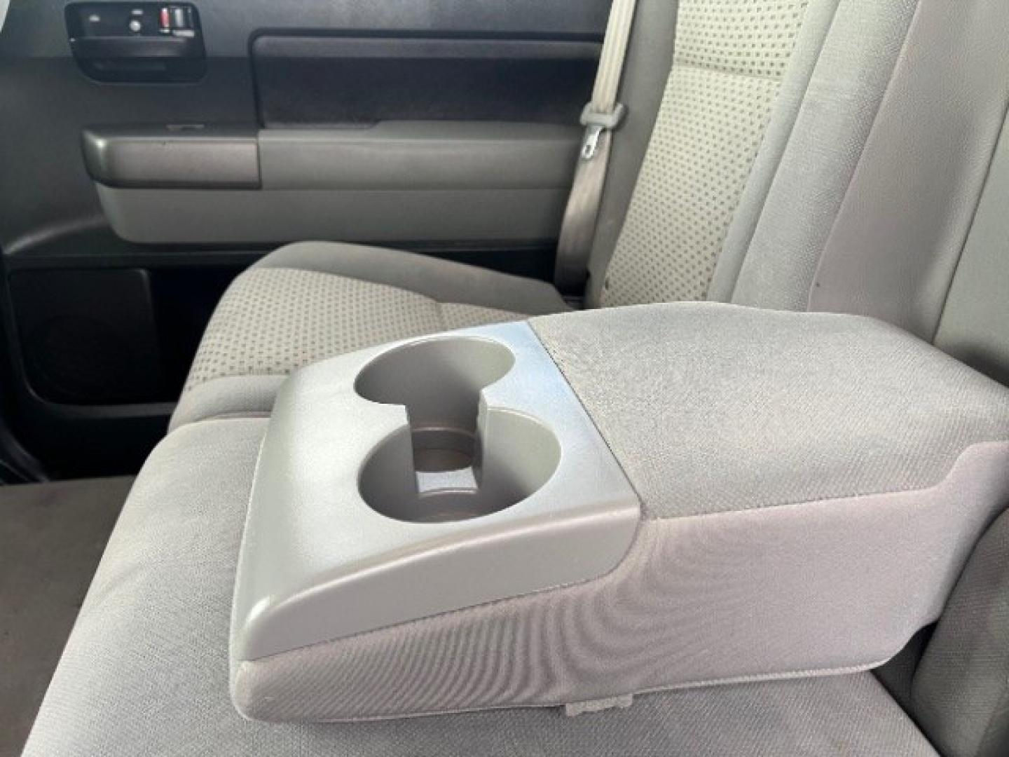 2011 Super White /Graphite Toyota Tundra 5.7l v8 SR5 (5TFDW5F18BX) with an I-FORCE 5.7L V-8 DOHC engine, Automatic transmission, located at 1865 East Red Hills Pkwy, St. George, 84770, (435) 628-0023, 37.120850, -113.543640 - We specialize in helping ALL people get the best financing available. No matter your credit score, good, bad or none we can get you an amazing rate. Had a bankruptcy, divorce, or repossessions? We give you the green light to get your credit back on the road. Low down and affordable payments that fit- Photo#22
