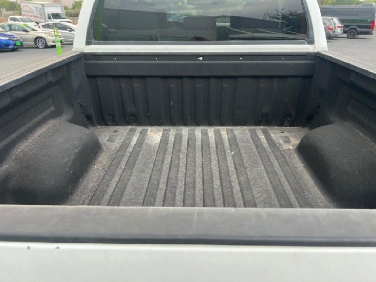 2011 Super White /Graphite Toyota Tundra 5.7l v8 SR5 (5TFDW5F18BX) with an I-FORCE 5.7L V-8 DOHC engine, Automatic transmission, located at 1865 East Red Hills Pkwy, St. George, 84770, (435) 628-0023, 37.120850, -113.543640 - We specialize in helping ALL people get the best financing available. No matter your credit score, good, bad or none we can get you an amazing rate. Had a bankruptcy, divorce, or repossessions? We give you the green light to get your credit back on the road. Low down and affordable payments that fit- Photo#24