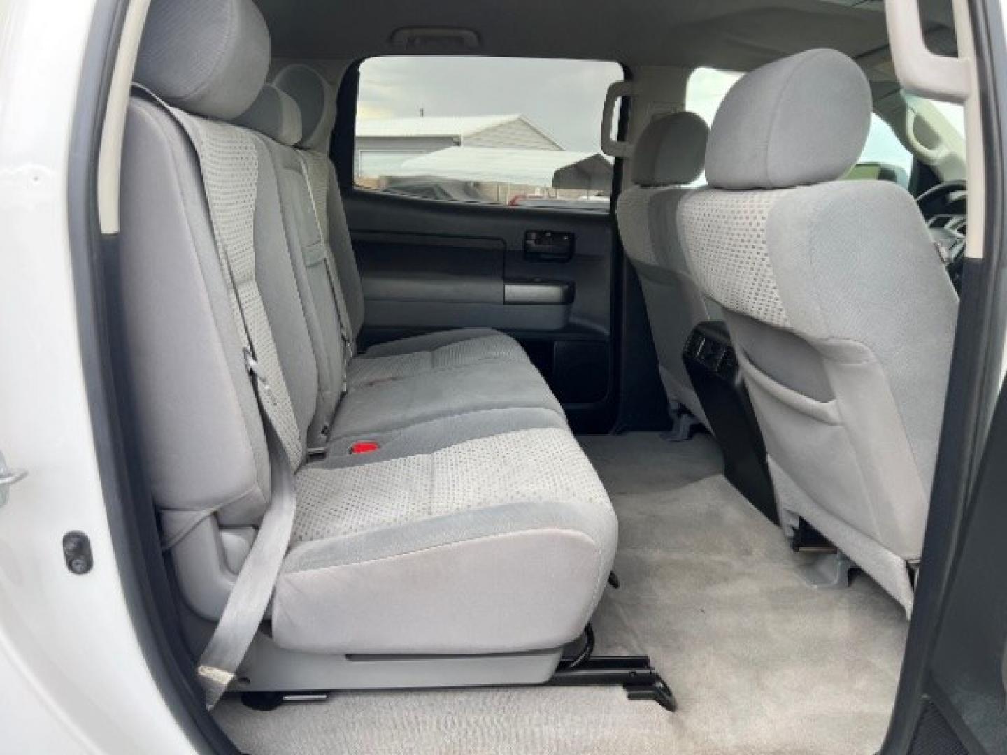 2011 Super White /Graphite Toyota Tundra 5.7l v8 SR5 (5TFDW5F18BX) with an I-FORCE 5.7L V-8 DOHC engine, Automatic transmission, located at 1865 East Red Hills Pkwy, St. George, 84770, (435) 628-0023, 37.120850, -113.543640 - We specialize in helping ALL people get the best financing available. No matter your credit score, good, bad or none we can get you an amazing rate. Had a bankruptcy, divorce, or repossessions? We give you the green light to get your credit back on the road. Low down and affordable payments that fit- Photo#26
