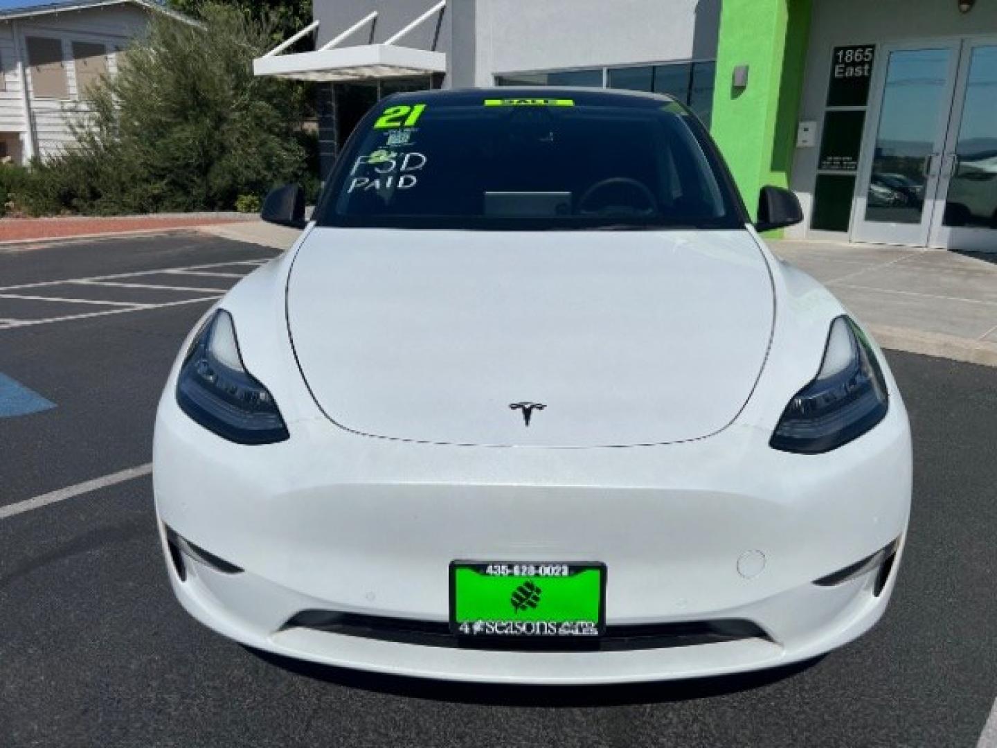 2021 Pearl White Multi-Coat /Black Tesla Model Y Long Range Dual Motor All-Wheel Drive (5YJYGDEE6MF) with an ELECTRIC engine, Electric transmission, located at 1865 East Red Hills Pkwy, St. George, 84770, (435) 628-0023, 37.120850, -113.543640 - Full Self Driving paid for! ($10k add on) Tesla Model Y All Wheel Drive HW3 and 5 Seats, Great tires, Power frunk, small scratch on rear bumper Interior is in great condition. Dont let the miles scare you this Tesla has been thoroughly inspected and has plenty of life. Every Tesla we sell has had- Photo#3