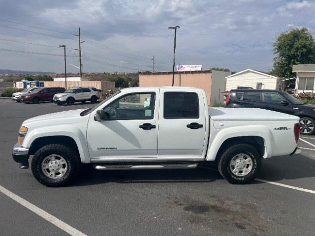 2005 Summit White /Pewter GMC Canyon SLE (1GTDS136258) with an Vortec 3.5L I-5 DOHC engine, Automatic transmission, located at 1865 East Red Hills Pkwy, St. George, 84770, (435) 628-0023, 37.120850, -113.543640 - We specialize in helping ALL people get the best financing available. No matter your credit score, good, bad or none we can get you an amazing rate. Had a bankruptcy, divorce, or repossessions? We give you the green light to get your credit back on the road. Low down and affordable payments that fit- Photo#3