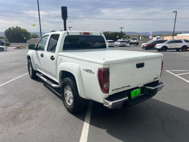 2005 Summit White /Pewter GMC Canyon SLE (1GTDS136258) with an Vortec 3.5L I-5 DOHC engine, Automatic transmission, located at 1865 East Red Hills Pkwy, St. George, 84770, (435) 628-0023, 37.120850, -113.543640 - We specialize in helping ALL people get the best financing available. No matter your credit score, good, bad or none we can get you an amazing rate. Had a bankruptcy, divorce, or repossessions? We give you the green light to get your credit back on the road. Low down and affordable payments that fit- Photo#4