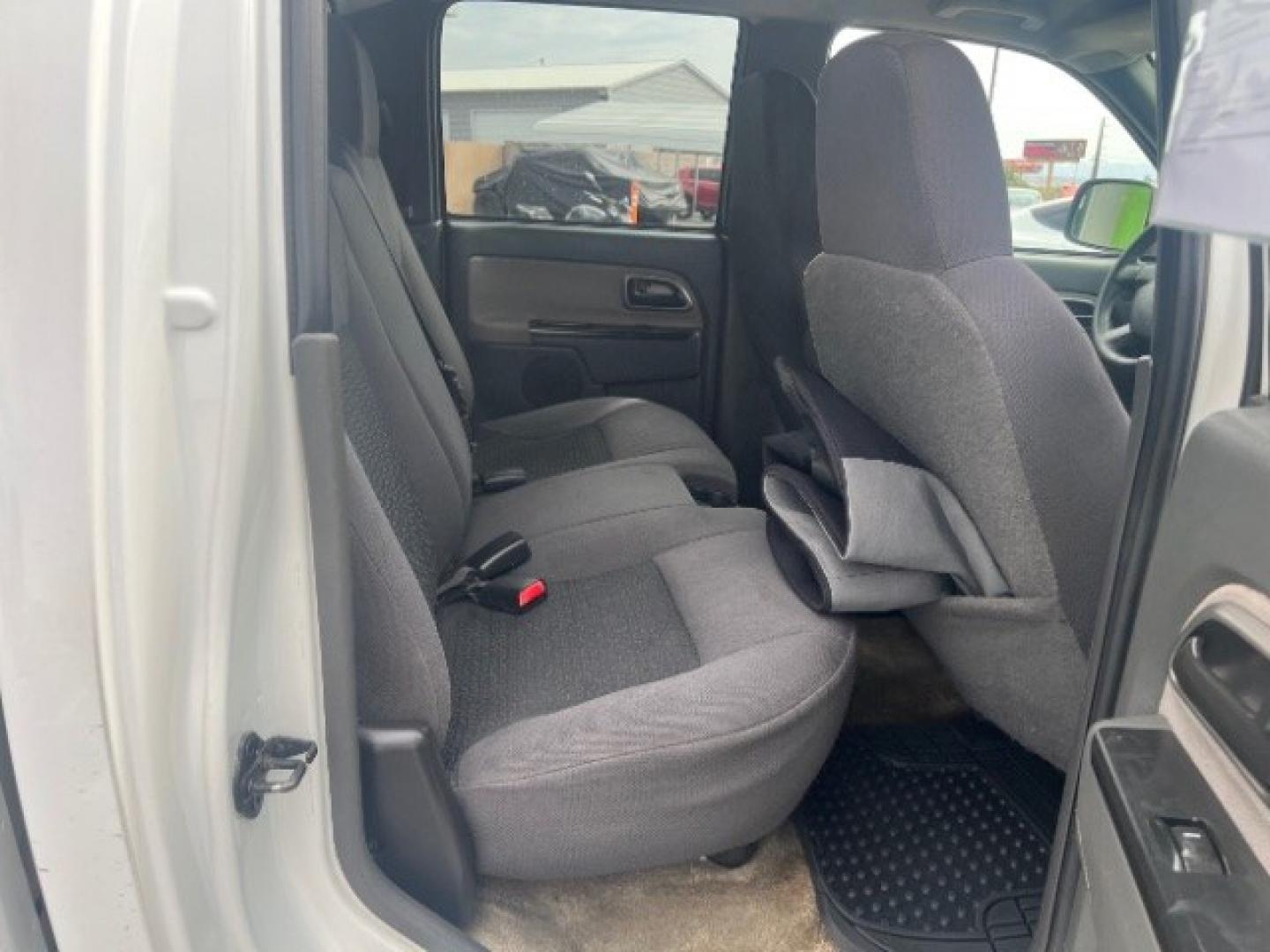 2005 Summit White /Pewter GMC Canyon SLE (1GTDS136258) with an Vortec 3.5L I-5 DOHC engine, Automatic transmission, located at 940 North Main Street, Cedar City, UT, 84720, (435) 628-0023, 37.692936, -113.061897 - Versatile Southern Utah travel starts with this 2005 GMC Canyon SLE Crew Cab. Its 3.5L five-cylinder, automatic transmission, and rear-wheel drive make it a smart fit for commuting, light hauling, and weekend projects. With 159,085 miles, this Canyon is ready for its next adventure. The SLE adds cr- Photo#23