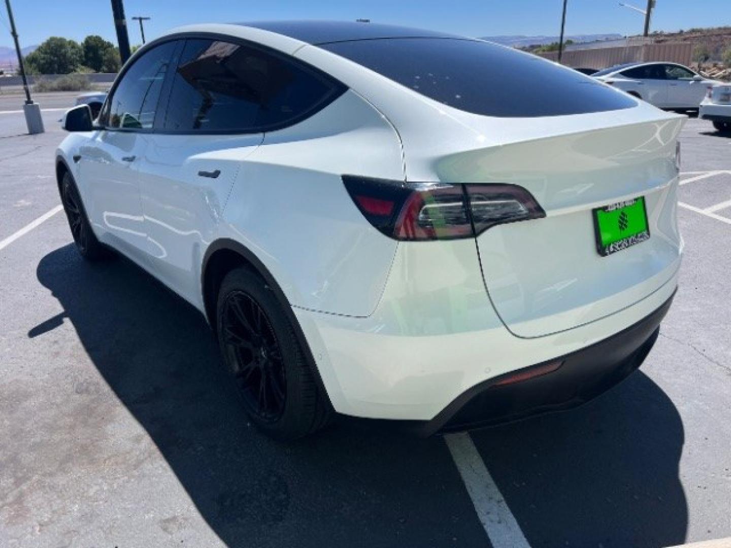 2020 Pearl White Multi-Coat /Black Tesla Model Y Long Range Dual Motor All-Wheel Drive (5YJYGDEE3LF) with an ELECTRIC engine, Electric transmission, located at 1865 East Red Hills Pkwy, St. George, 84770, (435) 628-0023, 37.120850, -113.543640 - Tesla Model Y All Wheel Drive HW3 and 5 Seats, Great tires. Every Tesla we sell has had cabin air filter replaced, radiator cleaned, fluids topped AND comes with a mobile charging kit! Battery is healthy and gets 267 on full Charge. Recurrent Range Score: Good 89% Clean title, 2 owners No accid- Photo#6
