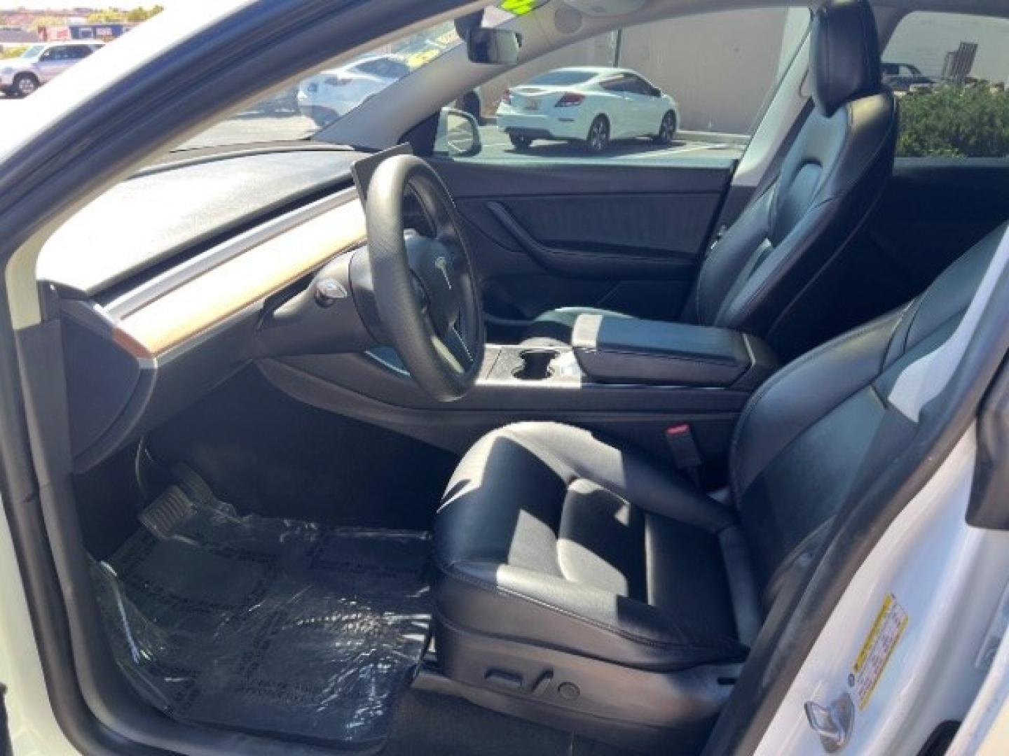 2020 Pearl White Multi-Coat /Black Tesla Model Y Long Range Dual Motor All-Wheel Drive (5YJYGDEE3LF) with an ELECTRIC engine, Electric transmission, located at 1865 East Red Hills Pkwy, St. George, 84770, (435) 628-0023, 37.120850, -113.543640 - Tesla Model Y All Wheel Drive HW3 and 5 Seats, Great tires. Every Tesla we sell has had cabin air filter replaced, radiator cleaned, fluids topped AND comes with a mobile charging kit! Battery is healthy and gets 267 on full Charge. Recurrent Range Score: Good 89% Clean title, 2 owners No accid- Photo#16