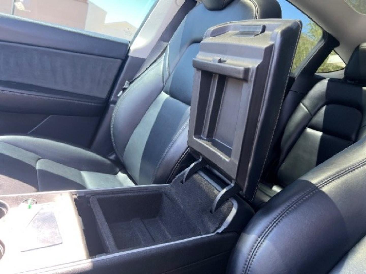 2020 Pearl White Multi-Coat /Black Tesla Model Y Long Range Dual Motor All-Wheel Drive (5YJYGDEE3LF) with an ELECTRIC engine, Electric transmission, located at 1865 East Red Hills Pkwy, St. George, 84770, (435) 628-0023, 37.120850, -113.543640 - Tesla Model Y All Wheel Drive HW3 and 5 Seats, Great tires. Every Tesla we sell has had cabin air filter replaced, radiator cleaned, fluids topped AND comes with a mobile charging kit! Battery is healthy and gets 267 on full Charge. Recurrent Range Score: Good 89% Clean title, 2 owners No accid- Photo#19