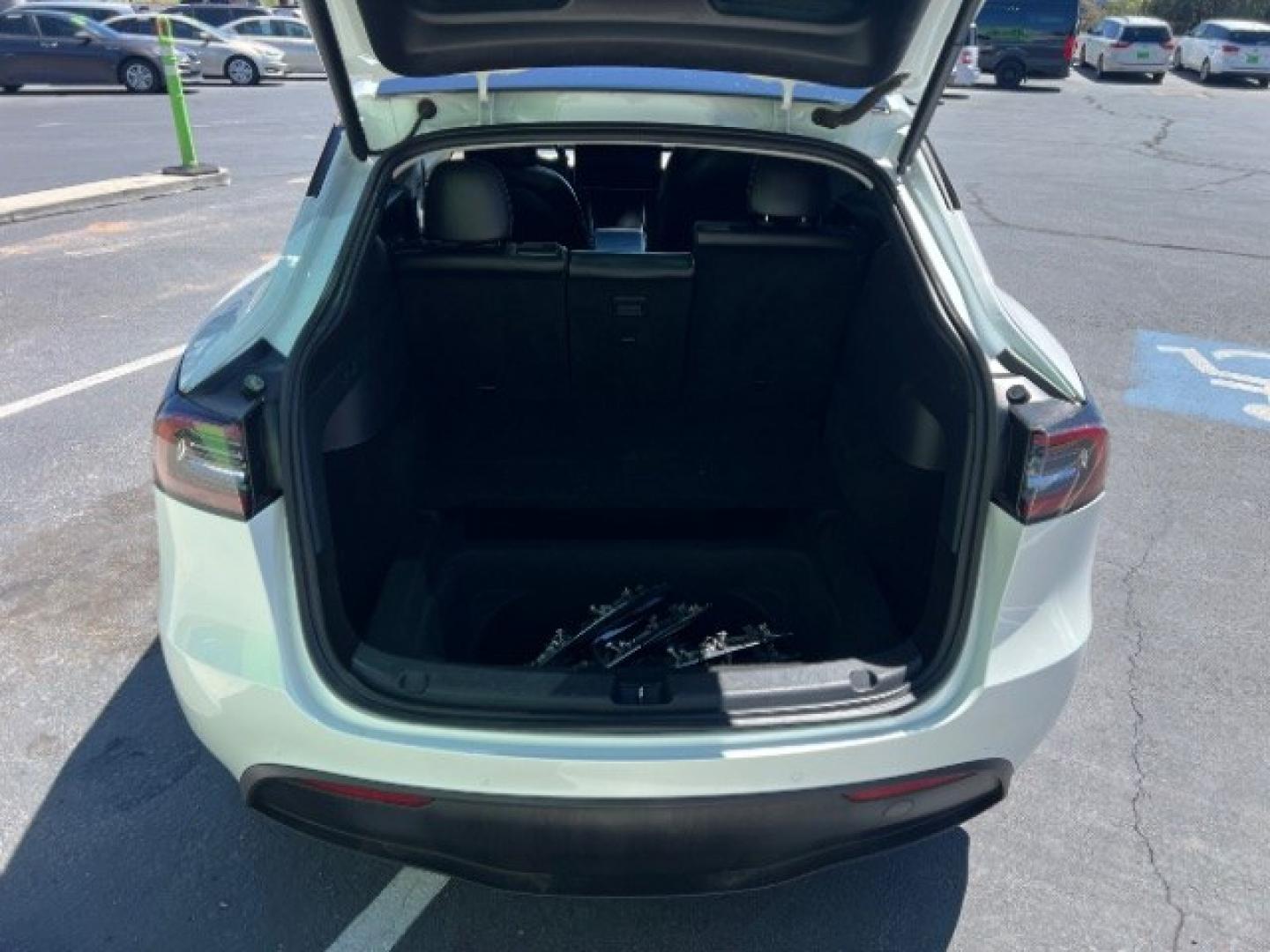 2020 Pearl White Multi-Coat /Black Tesla Model Y Long Range Dual Motor All-Wheel Drive (5YJYGDEE3LF) with an ELECTRIC engine, Electric transmission, located at 1865 East Red Hills Pkwy, St. George, 84770, (435) 628-0023, 37.120850, -113.543640 - Tesla Model Y All Wheel Drive HW3 and 5 Seats, Great tires. Every Tesla we sell has had cabin air filter replaced, radiator cleaned, fluids topped AND comes with a mobile charging kit! Battery is healthy and gets 267 on full Charge. Recurrent Range Score: Good 89% Clean title, 2 owners No accid- Photo#23
