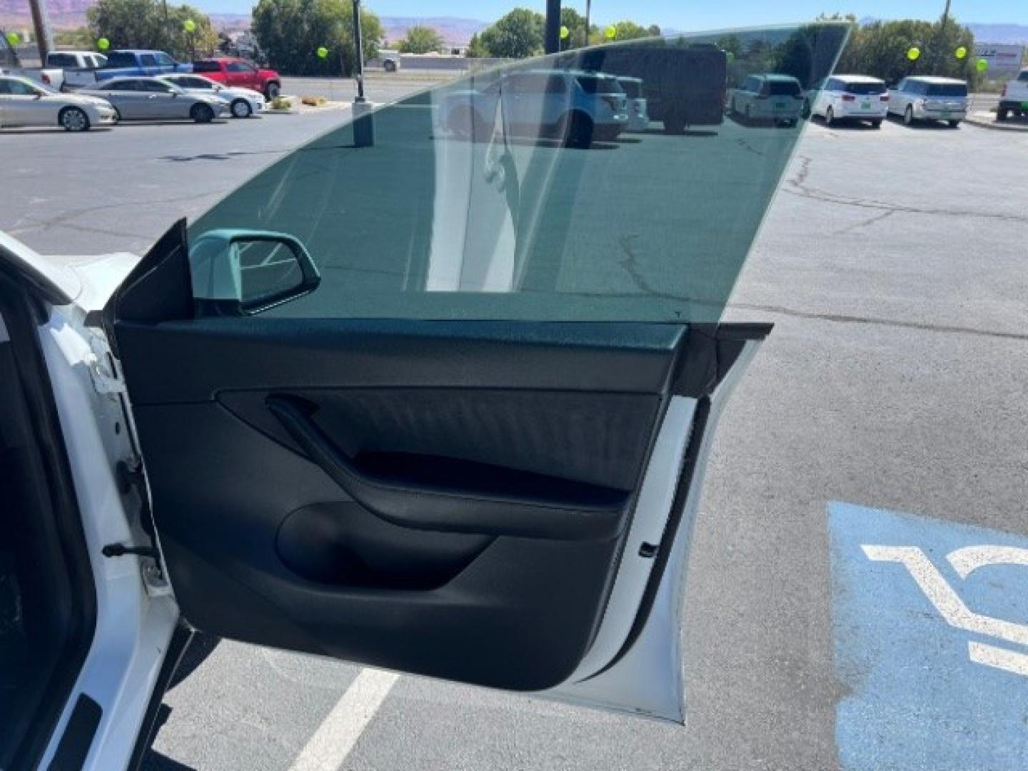 2020 Pearl White Multi-Coat /Black Tesla Model Y Long Range Dual Motor All-Wheel Drive (5YJYGDEE3LF) with an ELECTRIC engine, Electric transmission, located at 1865 East Red Hills Pkwy, St. George, 84770, (435) 628-0023, 37.120850, -113.543640 - Tesla Model Y All Wheel Drive HW3 and 5 Seats, Great tires. Every Tesla we sell has had cabin air filter replaced, radiator cleaned, fluids topped AND comes with a mobile charging kit! Battery is healthy and gets 267 on full Charge. Recurrent Range Score: Good 89% Clean title, 2 owners No accid- Photo#26
