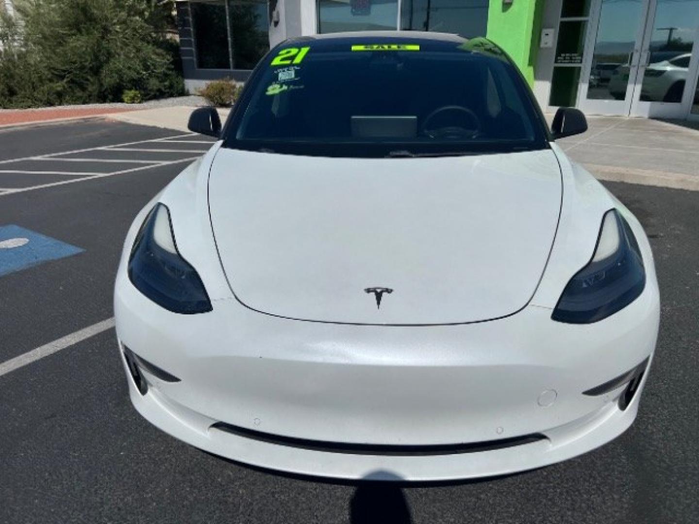 2021 Pearl White Multi-Coat /Black Tesla Model 3 Long Range Dual Motor All-Wheel Drive (5YJ3E1EB1MF) with an ELECTRIC engine, Electric transmission, located at 1865 East Red Hills Pkwy, St. George, 84770, (435) 628-0023, 37.120850, -113.543640 - Very affordable Tesla Model 3 All Wheel Drive, Acceleration boost paid for! HW3 and 5 Seats Interior and exterior in great condition. Ready to roll Every Tesla we sell has had cabin air filter replaced, radiator cleaned, fluids topped AND comes with a mobile charging kit! Battery is healthy and ge- Photo#3