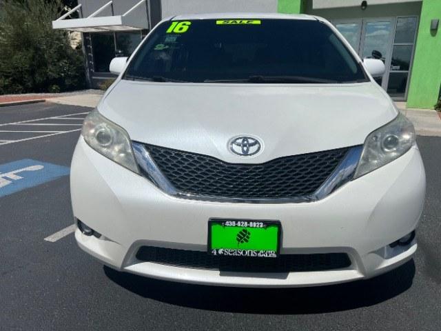 2016 White /Beige Leather Toyota Sienna XLE 8 Passenger | XLE 7 Passenger | Limited 7 Passenger | XLE Premium 8 Pas (5TDYK3DC9GS) with an 3.5L V-6 DOHC engine, Automatic transmission, located at 1865 East Red Hills Pkwy, St. George, 84770, (435) 628-0023, 37.120850, -113.543640 - We specialize in helping ALL people get the best financing available. No matter your credit score, good, bad or none we can get you an amazing rate. Had a bankruptcy, divorce, or repossessions? We give you the green light to get your credit back on the road. Low down and affordable payments that fit- Photo#1