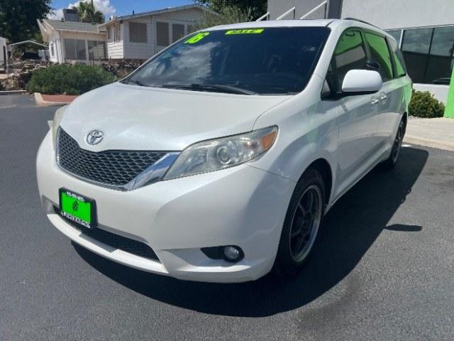 2016 White /Beige Leather Toyota Sienna XLE 8 Passenger | XLE 7 Passenger | Limited 7 Passenger | XLE Premium 8 Pas (5TDYK3DC9GS) with an 3.5L V-6 DOHC engine, Automatic transmission, located at 1865 East Red Hills Pkwy, St. George, 84770, (435) 628-0023, 37.120850, -113.543640 - We specialize in helping ALL people get the best financing available. No matter your credit score, good, bad or none we can get you an amazing rate. Had a bankruptcy, divorce, or repossessions? We give you the green light to get your credit back on the road. Low down and affordable payments that fit- Photo#2
