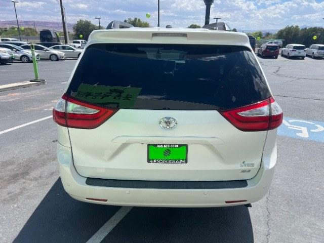 2016 White /Beige Leather Toyota Sienna XLE 8 Passenger | XLE 7 Passenger | Limited 7 Passenger | XLE Premium 8 Pas (5TDYK3DC9GS) with an 3.5L V-6 DOHC engine, Automatic transmission, located at 1865 East Red Hills Pkwy, St. George, 84770, (435) 628-0023, 37.120850, -113.543640 - We specialize in helping ALL people get the best financing available. No matter your credit score, good, bad or none we can get you an amazing rate. Had a bankruptcy, divorce, or repossessions? We give you the green light to get your credit back on the road. Low down and affordable payments that fit- Photo#5