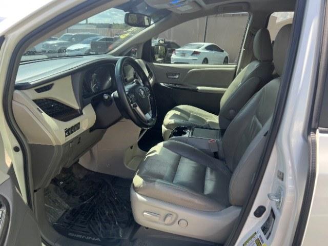 2016 White /Beige Leather Toyota Sienna XLE 8 Passenger | XLE 7 Passenger | Limited 7 Passenger | XLE Premium 8 Pas (5TDYK3DC9GS) with an 3.5L V-6 DOHC engine, Automatic transmission, located at 1865 East Red Hills Pkwy, St. George, 84770, (435) 628-0023, 37.120850, -113.543640 - We specialize in helping ALL people get the best financing available. No matter your credit score, good, bad or none we can get you an amazing rate. Had a bankruptcy, divorce, or repossessions? We give you the green light to get your credit back on the road. Low down and affordable payments that fit- Photo#14