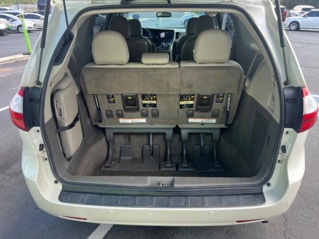 2016 White /Beige Leather Toyota Sienna XLE 8 Passenger | XLE 7 Passenger | Limited 7 Passenger | XLE Premium 8 Pas (5TDYK3DC9GS) with an 3.5L V-6 DOHC engine, Automatic transmission, located at 1865 East Red Hills Pkwy, St. George, 84770, (435) 628-0023, 37.120850, -113.543640 - We specialize in helping ALL people get the best financing available. No matter your credit score, good, bad or none we can get you an amazing rate. Had a bankruptcy, divorce, or repossessions? We give you the green light to get your credit back on the road. Low down and affordable payments that fit- Photo#24