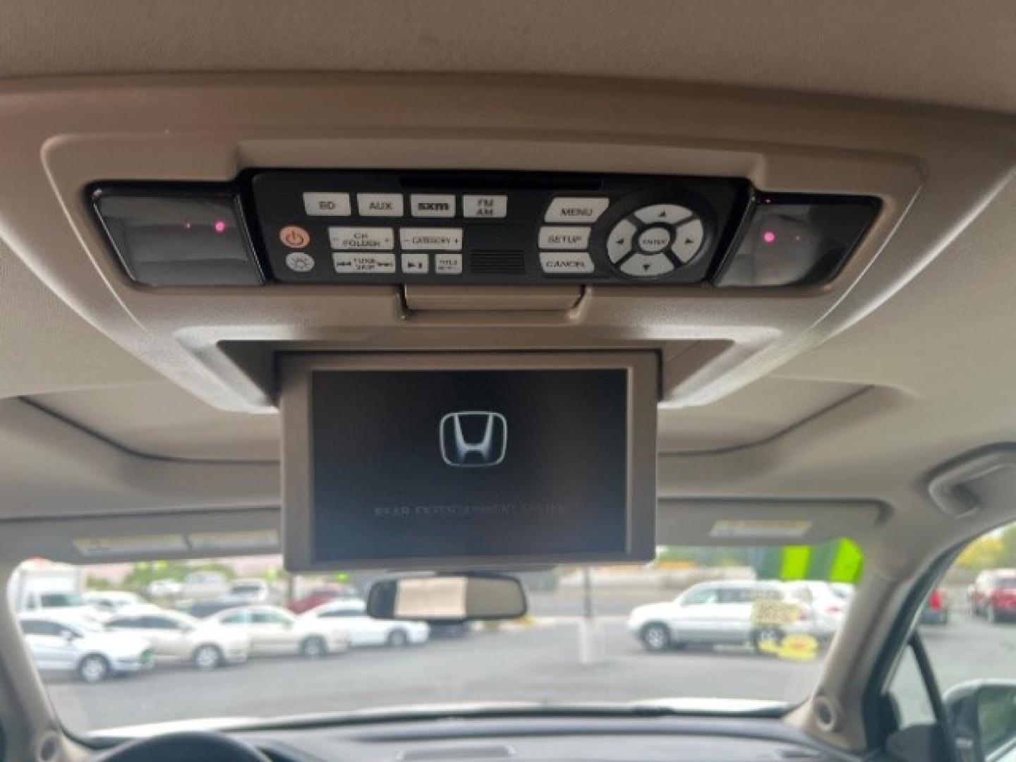 2017 White Diamond Pearl /Beige Honda Pilot Elite (5FNYF6H08HB) with an 3.5L V-6 gasoline direct injection engine, Automatic transmission, located at 1865 East Red Hills Pkwy, St. George, 84770, (435) 628-0023, 37.120850, -113.543640 - We specialize in helping ALL people get the best financing available. No matter your credit score, good, bad or none we can get you an amazing rate. Had a bankruptcy, divorce, or repossessions? We give you the green light to get your credit back on the road. Low down and affordable payments that fit- Photo#22