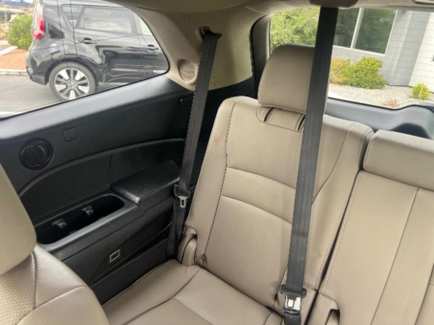 2017 White Diamond Pearl /Beige Honda Pilot Elite (5FNYF6H08HB) with an 3.5L V-6 gasoline direct injection engine, Automatic transmission, located at 1865 East Red Hills Pkwy, St. George, 84770, (435) 628-0023, 37.120850, -113.543640 - We specialize in helping ALL people get the best financing available. No matter your credit score, good, bad or none we can get you an amazing rate. Had a bankruptcy, divorce, or repossessions? We give you the green light to get your credit back on the road. Low down and affordable payments that fit- Photo#26