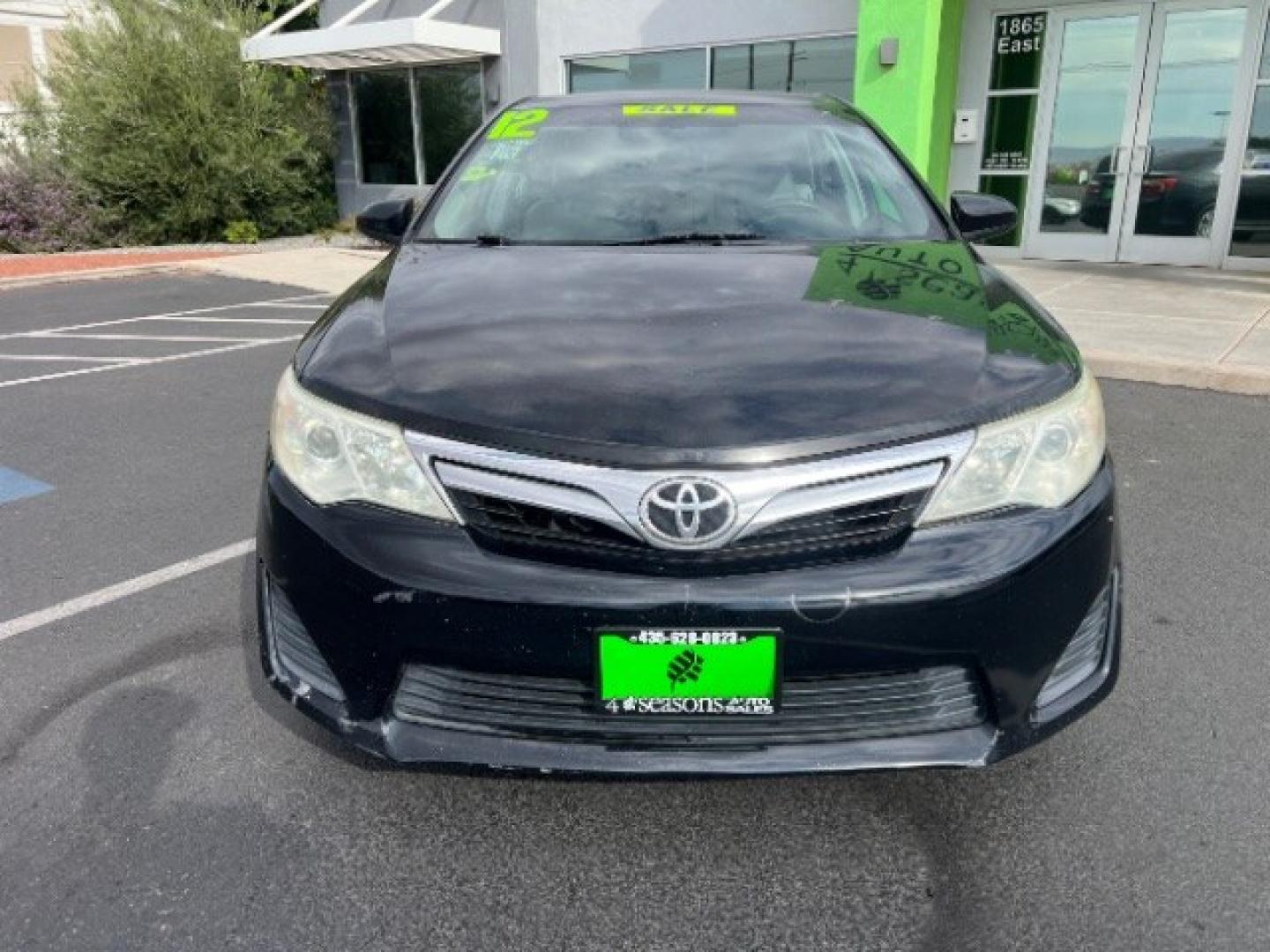 2012 Black /Gray Cloth Interior Toyota Camry Standard (4T1BF1FK0CU) with an 2.5L L4 DOHC 16V engine, 6-Speed Automatic transmission, located at 1865 East Red Hills Pkwy, St. George, 84770, (435) 628-0023, 37.120850, -113.543640 - We specialize in helping ALL people get the best financing available. No matter your credit score, good, bad or none we can get you an amazing rate. Had a bankruptcy, divorce, or repossessions? We give you the green light to get your credit back on the road. Low down and affordable payments that fit- Photo#1