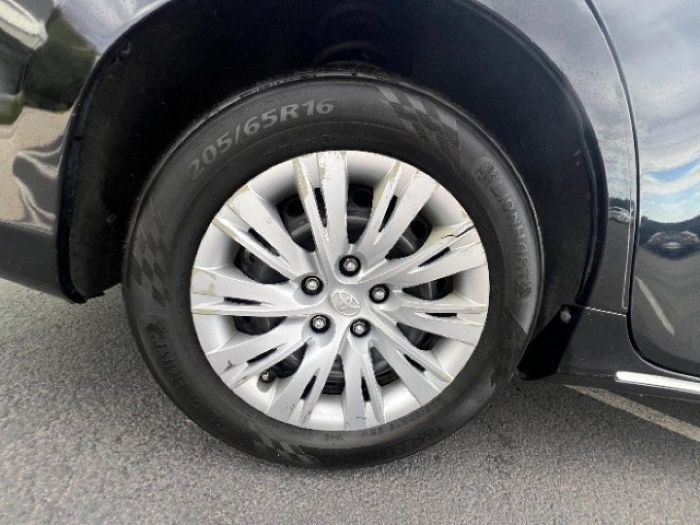 2012 Black /Gray Cloth Interior Toyota Camry Standard (4T1BF1FK0CU) with an 2.5L L4 DOHC 16V engine, 6-Speed Automatic transmission, located at 1865 East Red Hills Pkwy, St. George, 84770, (435) 628-0023, 37.120850, -113.543640 - We specialize in helping ALL people get the best financing available. No matter your credit score, good, bad or none we can get you an amazing rate. Had a bankruptcy, divorce, or repossessions? We give you the green light to get your credit back on the road. Low down and affordable payments that fit- Photo#8