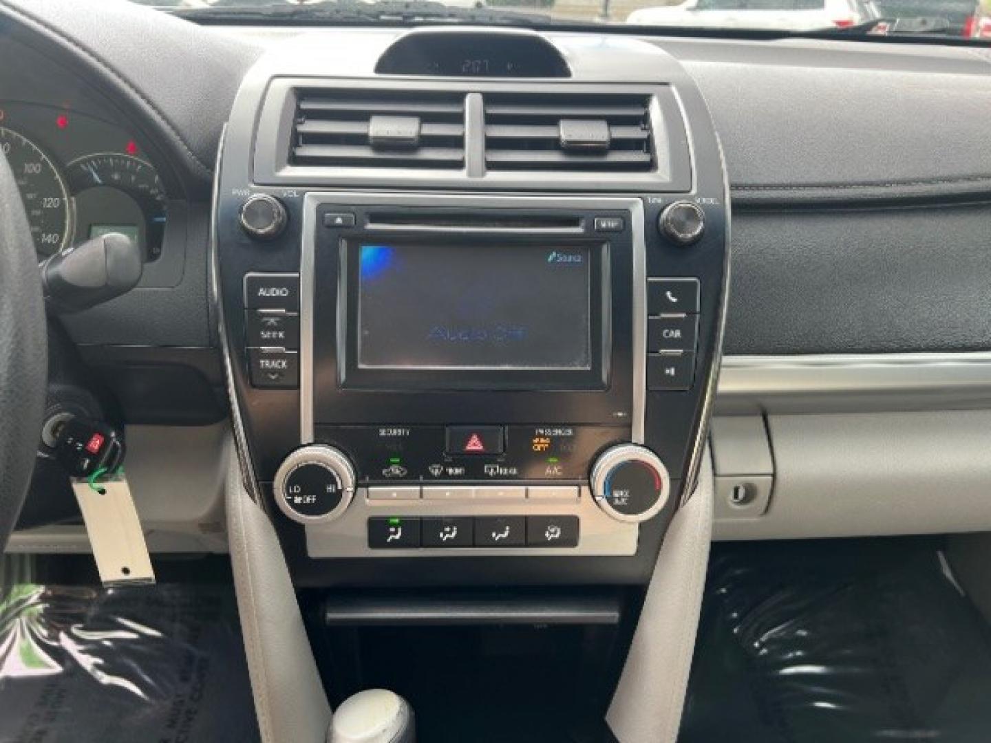 2012 Black /Gray Cloth Interior Toyota Camry Standard (4T1BF1FK0CU) with an 2.5L L4 DOHC 16V engine, 6-Speed Automatic transmission, located at 1865 East Red Hills Pkwy, St. George, 84770, (435) 628-0023, 37.120850, -113.543640 - We specialize in helping ALL people get the best financing available. No matter your credit score, good, bad or none we can get you an amazing rate. Had a bankruptcy, divorce, or repossessions? We give you the green light to get your credit back on the road. Low down and affordable payments that fit- Photo#17