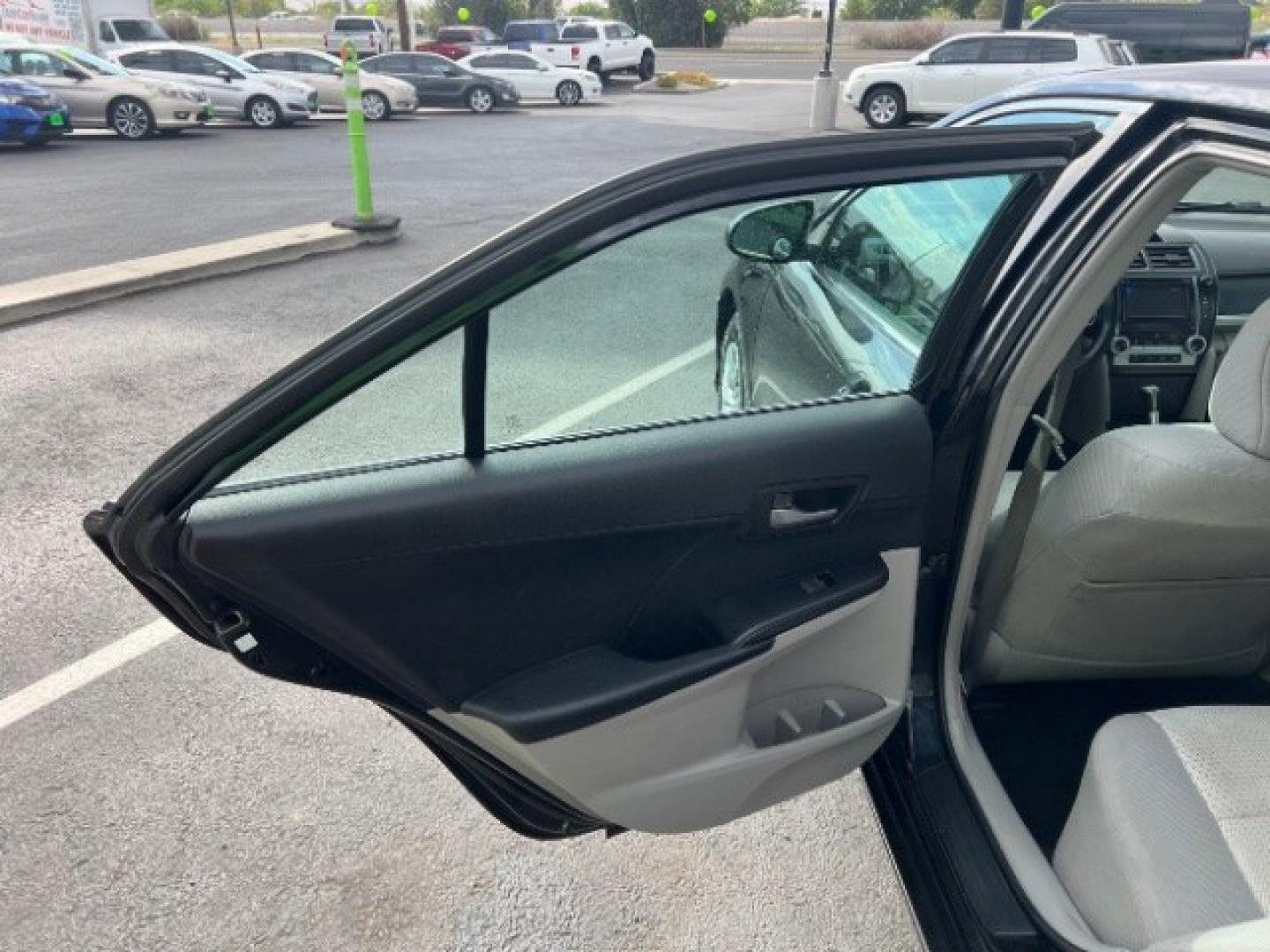 2012 Black /Gray Cloth Interior Toyota Camry Standard (4T1BF1FK0CU) with an 2.5L L4 DOHC 16V engine, 6-Speed Automatic transmission, located at 1865 East Red Hills Pkwy, St. George, 84770, (435) 628-0023, 37.120850, -113.543640 - We specialize in helping ALL people get the best financing available. No matter your credit score, good, bad or none we can get you an amazing rate. Had a bankruptcy, divorce, or repossessions? We give you the green light to get your credit back on the road. Low down and affordable payments that fit- Photo#20