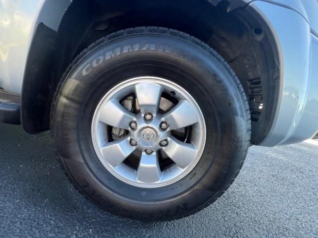 2006 Titanium Metallic /Stone Toyota 4Runner SR5 V6 | SR5 Sport V6 (JTEZU14R168) with an 4L V-6 DOHC engine, Automatic transmission, located at 1865 East Red Hills Pkwy, St. George, 84770, (435) 628-0023, 37.120850, -113.543640 - We specialize in helping ALL people get the best financing available. No matter your credit score, good, bad or none we can get you an amazing rate. Had a bankruptcy, divorce, or repossessions? We give you the green light to get your credit back on the road. Low down and affordable payments that fit- Photo#8