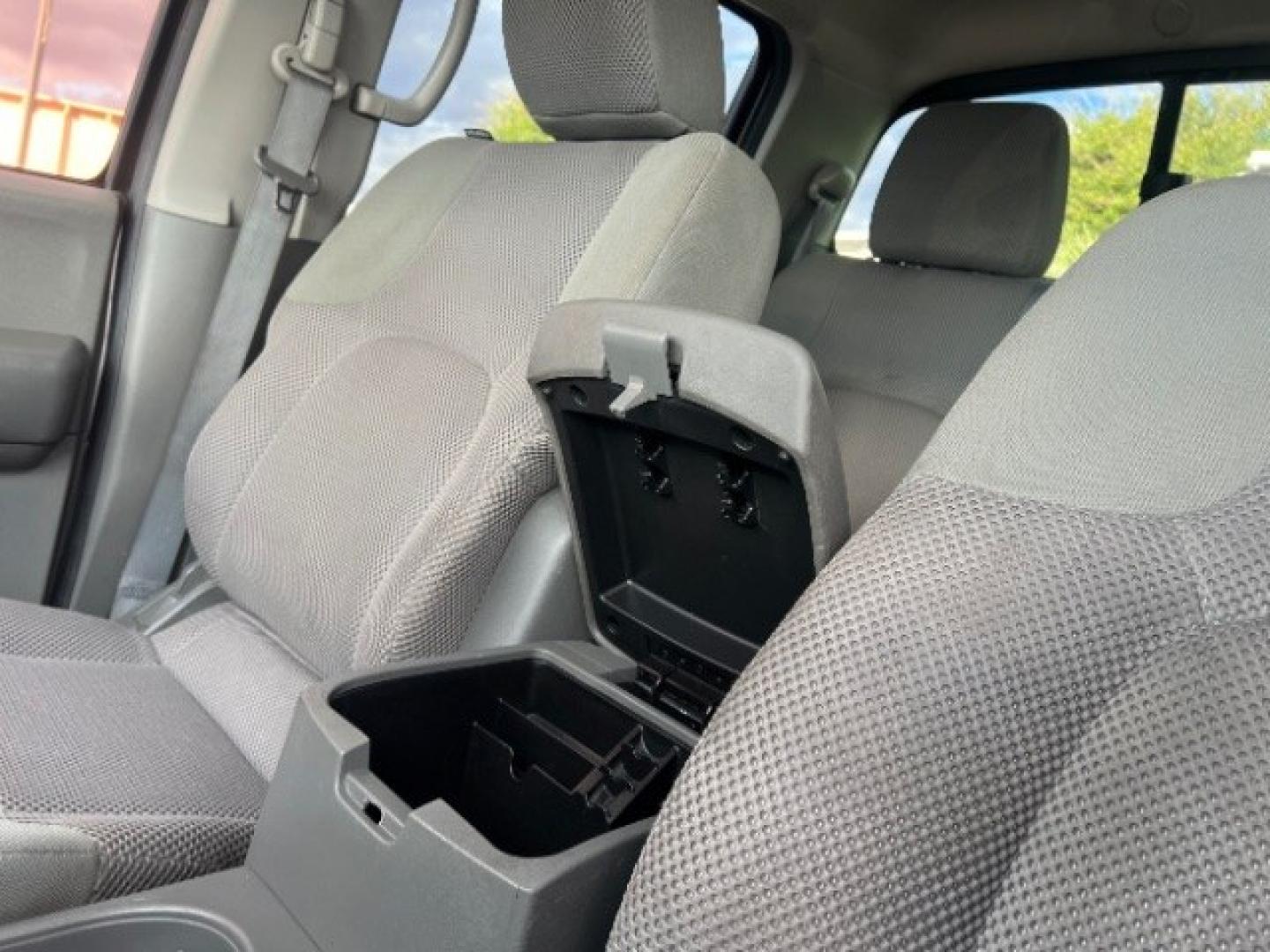 2014 Brilliant Silver /Steel Nissan Frontier S | SV | Desert Runner | SL (1N6AD0ER2EN) with an VQ 4L V-6 DOHC engine, Automatic transmission, located at 1865 East Red Hills Pkwy, St. George, 84770, (435) 628-0023, 37.120850, -113.543640 - Versatile Southern Utah travel starts with this 2014 Nissan Frontier SV Crew Cab. Its 4.0L V6 engine, automatic transmission, and 4x2 drivetrain make it a smart fit for workdays, weekend projects, and light towing. With 134310 miles, this Frontier is ready for its next adventure. The SV Crew Cab ad- Photo#19