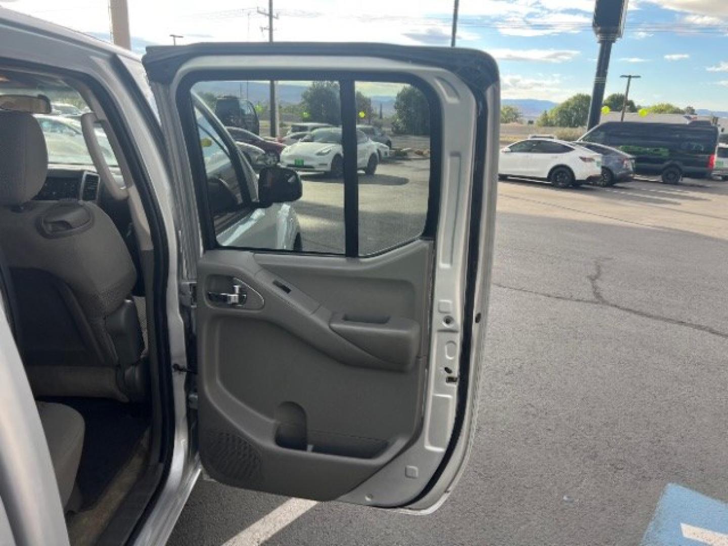 2014 Brilliant Silver /Steel Nissan Frontier S | SV | Desert Runner | SL (1N6AD0ER2EN) with an VQ 4L V-6 DOHC engine, Automatic transmission, located at 1865 East Red Hills Pkwy, St. George, 84770, (435) 628-0023, 37.120850, -113.543640 - Versatile Southern Utah travel starts with this 2014 Nissan Frontier SV Crew Cab. Its 4.0L V6 engine, automatic transmission, and 4x2 drivetrain make it a smart fit for workdays, weekend projects, and light towing. With 134310 miles, this Frontier is ready for its next adventure. The SV Crew Cab ad- Photo#24