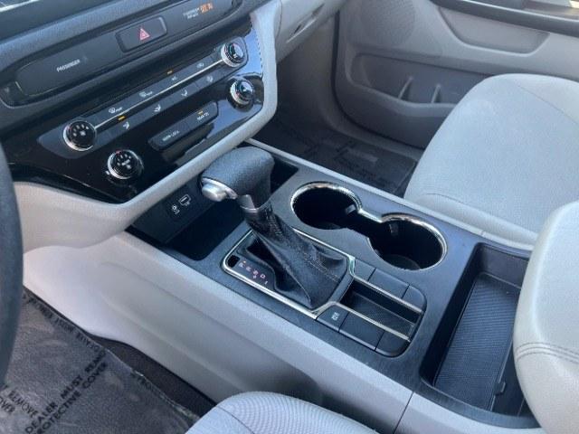 2019 Snow White Pearl /Gray Kia Sedona LX (KNDMB5C17K6) with an Lambda 3.3L V-6 gasoline direct injection engine, Automatic transmission, located at 1865 East Red Hills Pkwy, St. George, 84770, (435) 628-0023, 37.120850, -113.543640 - We specialize in helping ALL people get the best financing available. No matter your credit score, good, bad or none we can get you an amazing rate. Had a bankruptcy, divorce, or repossessions? We give you the green light to get your credit back on the road. Low down and affordable payments that fit- Photo#18