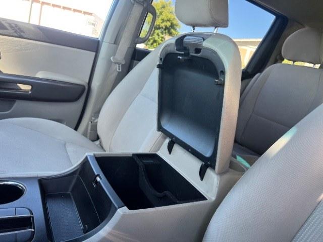 2019 Snow White Pearl /Gray Kia Sedona LX (KNDMB5C17K6) with an Lambda 3.3L V-6 gasoline direct injection engine, Automatic transmission, located at 1865 East Red Hills Pkwy, St. George, 84770, (435) 628-0023, 37.120850, -113.543640 - We specialize in helping ALL people get the best financing available. No matter your credit score, good, bad or none we can get you an amazing rate. Had a bankruptcy, divorce, or repossessions? We give you the green light to get your credit back on the road. Low down and affordable payments that fit- Photo#19