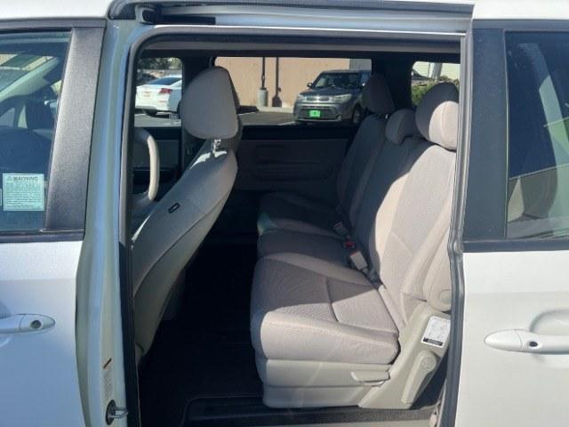 2019 Snow White Pearl /Gray Kia Sedona LX (KNDMB5C17K6) with an Lambda 3.3L V-6 gasoline direct injection engine, Automatic transmission, located at 1865 East Red Hills Pkwy, St. George, 84770, (435) 628-0023, 37.120850, -113.543640 - We specialize in helping ALL people get the best financing available. No matter your credit score, good, bad or none we can get you an amazing rate. Had a bankruptcy, divorce, or repossessions? We give you the green light to get your credit back on the road. Low down and affordable payments that fit- Photo#20