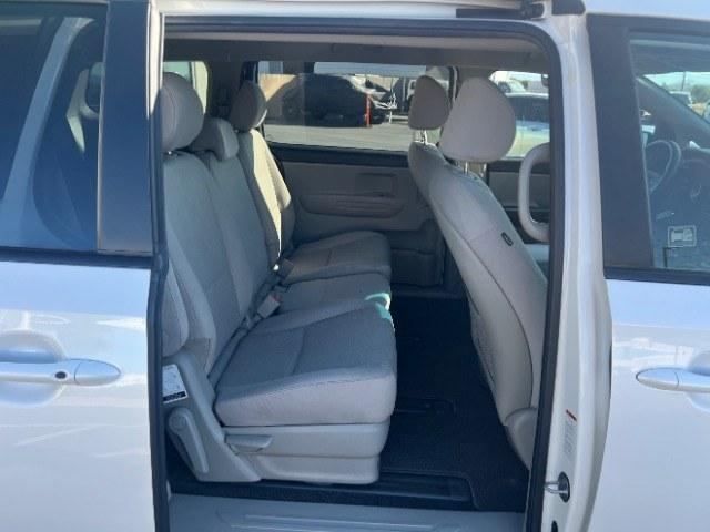 2019 Snow White Pearl /Gray Kia Sedona LX (KNDMB5C17K6) with an Lambda 3.3L V-6 gasoline direct injection engine, Automatic transmission, located at 1865 East Red Hills Pkwy, St. George, 84770, (435) 628-0023, 37.120850, -113.543640 - We specialize in helping ALL people get the best financing available. No matter your credit score, good, bad or none we can get you an amazing rate. Had a bankruptcy, divorce, or repossessions? We give you the green light to get your credit back on the road. Low down and affordable payments that fit- Photo#23