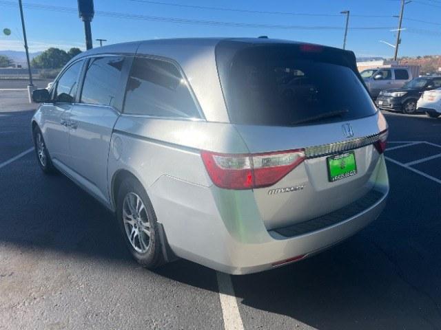 2013 Alabaster Silver Metallic /Truffle Honda Odyssey EX-L (5FNRL5H65DB) with an 3.5L V-6 i-VTEC variable valve control engine, Automatic transmission, located at 940 North Main Street, Cedar City, UT, 84720, (435) 628-0023, 37.692936, -113.061897 - Versatile Southern Utah travel starts with this 2013 Honda Odyssey EX-L. Its 3.5L V6, automatic transmission, and front-wheel drive make it a smart fit for school runs, family trips, and Southern Utah road adventures. With 137,530 miles, this Odyssey is ready for its next adventure. The EX-L adds T- Photo#4