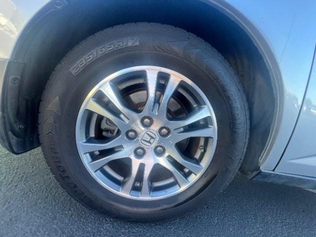 2013 Alabaster Silver Metallic /Truffle Honda Odyssey EX-L (5FNRL5H65DB) with an 3.5L V-6 i-VTEC variable valve control engine, Automatic transmission, located at 940 North Main Street, Cedar City, UT, 84720, (435) 628-0023, 37.692936, -113.061897 - Versatile Southern Utah travel starts with this 2013 Honda Odyssey EX-L. Its 3.5L V6, automatic transmission, and front-wheel drive make it a smart fit for school runs, family trips, and Southern Utah road adventures. With 137,530 miles, this Odyssey is ready for its next adventure. The EX-L adds T- Photo#11